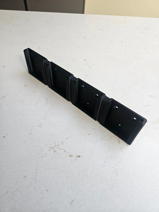 3D Geprinte Accuhouder – Compatibel met Bosch Professional 18V – Wandmontage (4 Accu’s) - 3DTS