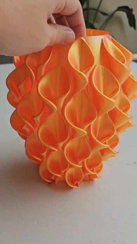 3D-geprinte Lelie Vaas – Oranje/Roze – 21 cm