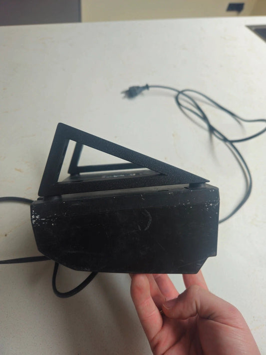 Wandhouder schuin voor Makita DC18RC Oplader – 3D Geprint – Compatibel met 18V Laadstation - 3DTS