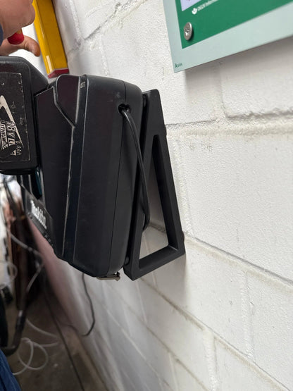 Wandhouder schuin voor Makita DC18RD Duo Oplader – 3D Geprint – Compatibel met 18V Laadstation - 3DTS